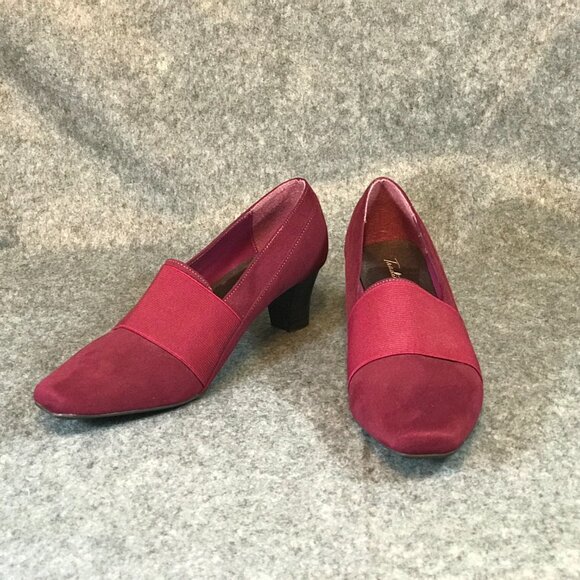 Tradition Sylvia NWT Women's Magenta Heel Shoes - Picture 7 of 11